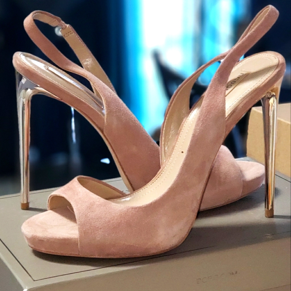 BCBG Max Azria never worn still in box Size 9